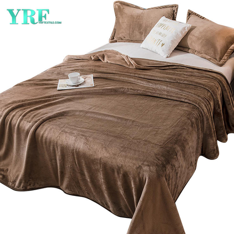 Comfortabele verzorging van de huid 100% polyester Gemakkelijk te dragen dekens voor kingsize bed